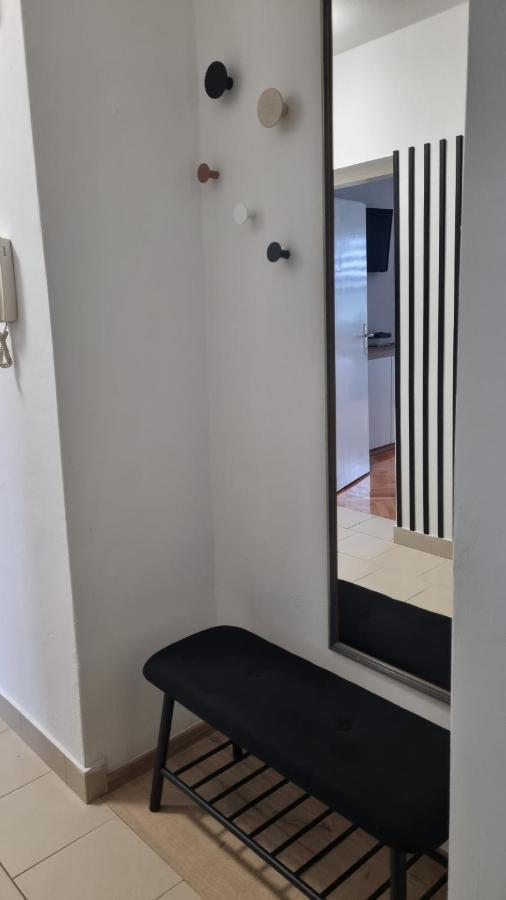 Nora Apartment